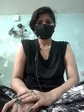 Snapshot of Naughty_dii chatting on 06/14/26, 04:03 Naughty dii online show from 06/14/26, 04:03