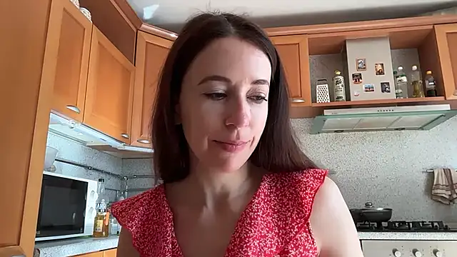 Flamingo Queen online show from 06/20/26, 05:10