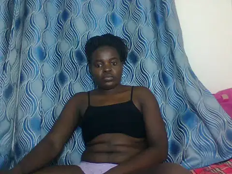 Snapshot of PrettyEve chatting on 07/20/26, 03:58 PrettyEve online show from 07/20/26, 03:58