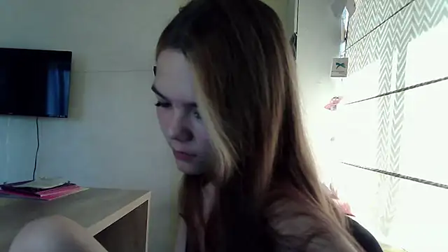 Snapshot of AvrilGillig chatting on 07/24/26, 04:32 AvrilGillig online show from 07/24/26, 04:32