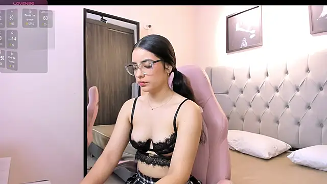 Snapshot of AZ_Aliiz chatting on 07/09/26, 12:37 AZ Aliiz online show from 07/09/26, 12:37