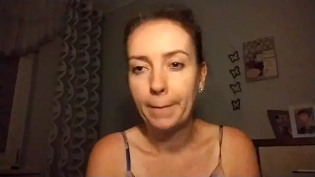 Snapshot of JenniferAlone chatting on 07/03/26, 08:26 JenniferAlone online show from 07/03/26, 08:26