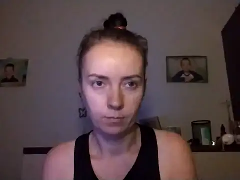 Snapshot of JenniferAlone chatting on 07/05/26, 08:05 JenniferAlone online show from 07/05/26, 08:05