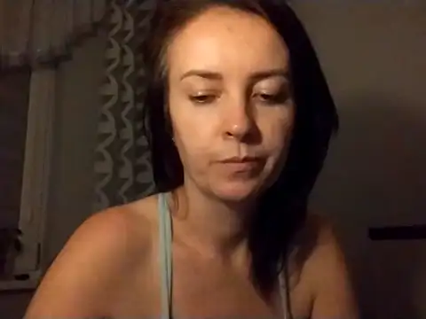 Snapshot of JenniferAlone chatting on 07/14/26, 08:14 JenniferAlone online show from 07/14/26, 08:14