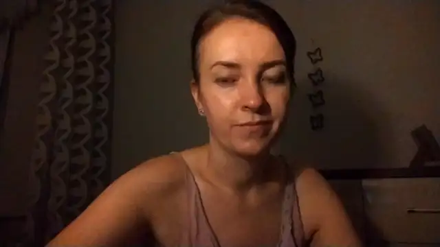 Snapshot of JenniferAlone chatting on 07/17/26, 08:14 JenniferAlone online show from 07/17/26, 08:14