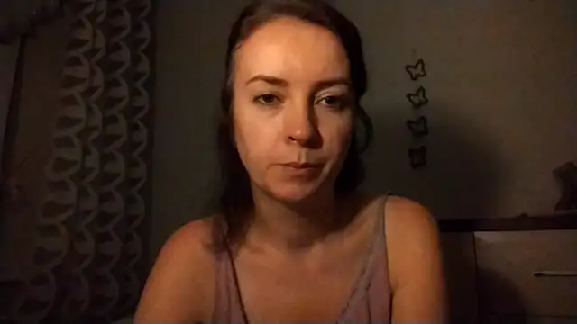 Snapshot of JenniferAlone chatting on 07/18/26, 08:12 JenniferAlone online show from 07/18/26, 08:12