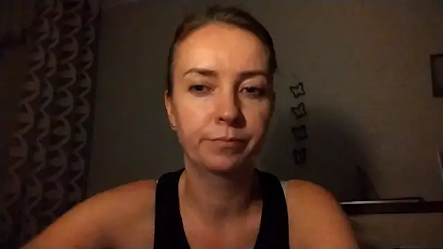 Snapshot of JenniferAlone chatting on 07/19/26, 08:12 JenniferAlone online show from 07/19/26, 08:12
