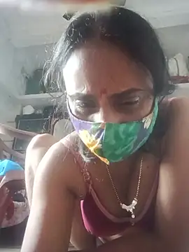 Snapshot of Simi-hot-boudi chatting on 07/06/26, 05:26 Simi-hot-boudi online show from 07/06/26, 05:26