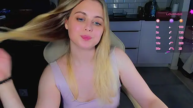 blonde kellyy online show from 06/21/26, 12:02