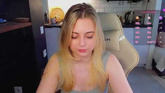 blonde kellyy online show from 06/23/26, 03:37