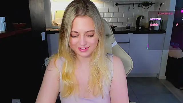 blonde kellyy online show from 06/26/26, 07:35