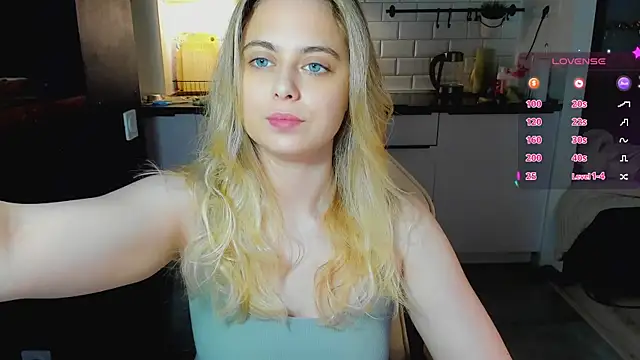 blonde kellyy online show from 07/22/26, 02:25