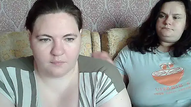 Snapshot of TiaMason chatting on 06/15/26, 06:59 TiaMason online show from 06/15/26, 06:59