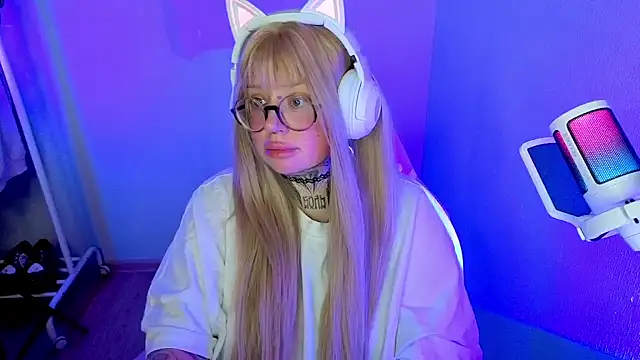 Chiibis online show from 07/27/26, 02:57