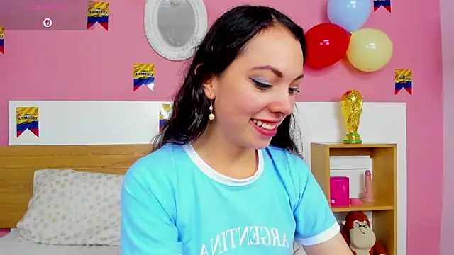 AshleyBenoitt online show from 06/16/26, 05:26