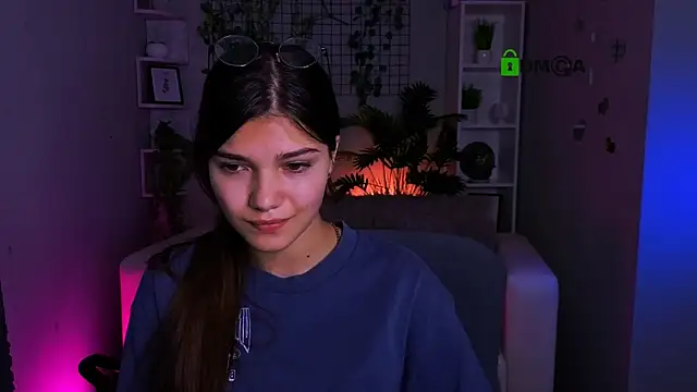 kiaraa belle online show from 06/19/26, 10:19