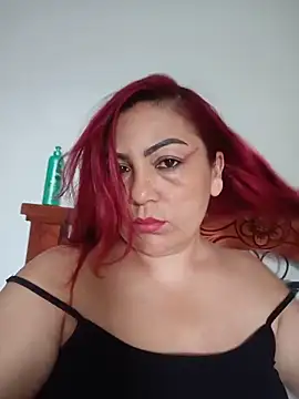 Snapshot of Agata_Traviesa chatting on 06/08/26, 08:31 Agata Traviesa online show from 06/08/26, 08:31