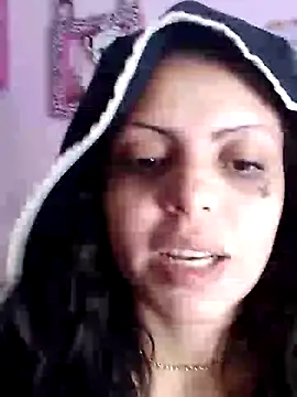 Snapshot of Valkiry_08 chatting on 07/10/26, 03:00 Valkiry 08 online show from 07/10/26, 03:00