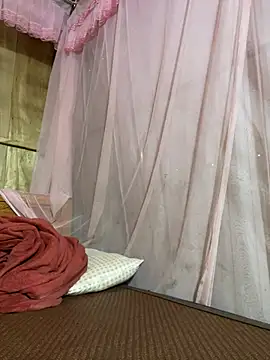 Mimi2kk online show from 06/25/26, 02:33