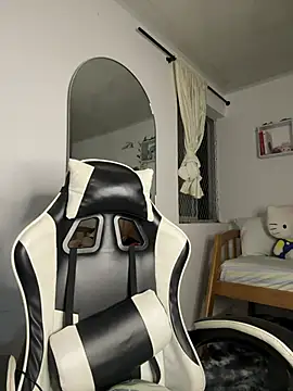Selenyx 3 online show from 07/29/26, 01:59