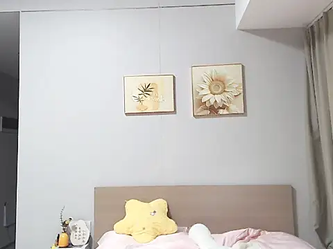 lucky-xiaolu online show from 06/14/26, 07:10