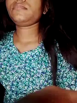 Snapshot of Ishaniya chatting on 07/15/26, 08:41 Ishaniya online show from 07/15/26, 08:41