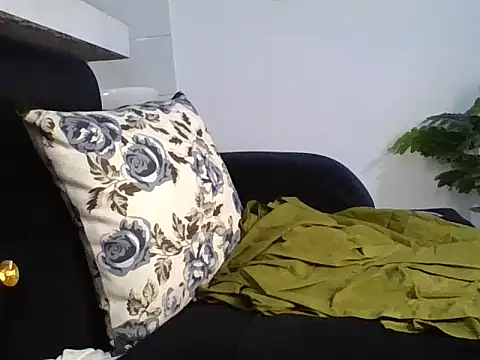Snapshot of Amara254 chatting on 06/13/26, 04:54 Amara254 online show from 06/13/26, 04:54