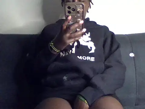 Snapshot of prettygurl- chatting on 07/09/26, 06:01 prettygurl- online show from 07/09/26, 06:01