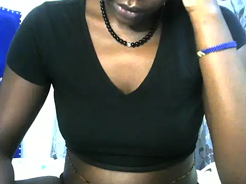 Snapshot of prettygurl- chatting on 07/10/26, 11:07 prettygurl- online show from 07/10/26, 11:07