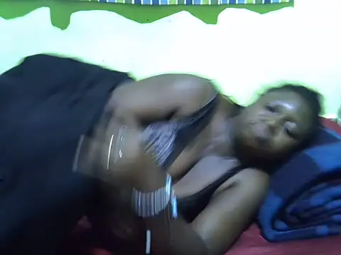 CURVY-CORAZZON online show from 06/26/26, 04:50