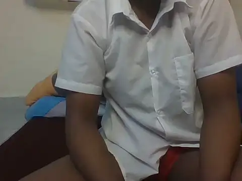 Snapshot of Sweet-cherrry chatting on 07/13/26, 02:14 Sweet-cherrry online show from 07/13/26, 02:14