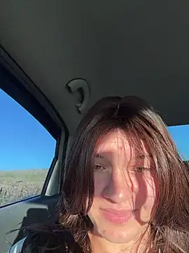 Snapshot of girl-Emily chatting on 08/03/26, 04:11 girl-Emily online show from 08/03/26, 04:11