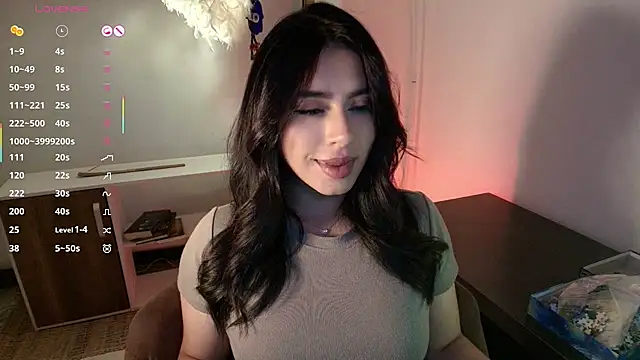 Snapshot of Isa_vargas_ chatting on 07/17/26, 02:40 Isa vargas online show from 07/17/26, 02:40