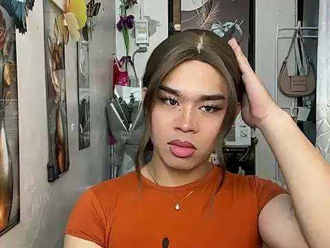 Horny HoneyX online show from 07/18/26, 03:38