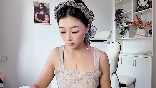 Snapshot of yunbao_ chatting on 06/23/26, 12:19 yunbao online show from 06/23/26, 12:19