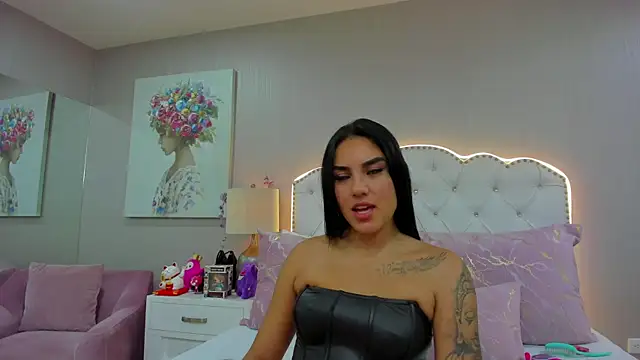 Snapshot of Valen_Abella chatting on 08/04/26, 03:32 Valen Abella online show from 08/04/26, 03:32