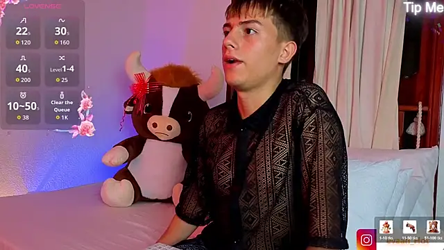 Evaan Hot online show from 06/25/26, 03:06