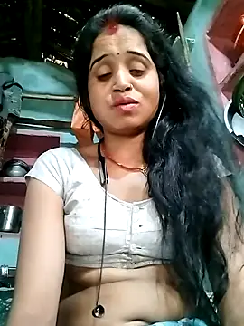 Snapshot of Cut_simran56 chatting on 06/24/26, 10:58 Cut simran56 online show from 06/24/26, 10:58