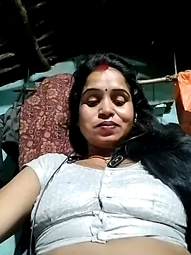 Snapshot of Cut_simran56 chatting on 06/25/26, 04:11 Cut simran56 online show from 06/25/26, 04:11