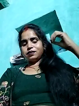 Snapshot of Cut_simran56 chatting on 07/22/26, 03:37 Cut simran56 online show from 07/22/26, 03:37