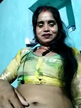 Snapshot of Cut_simran56 chatting on 07/23/26, 03:54 Cut simran56 online show from 07/23/26, 03:54