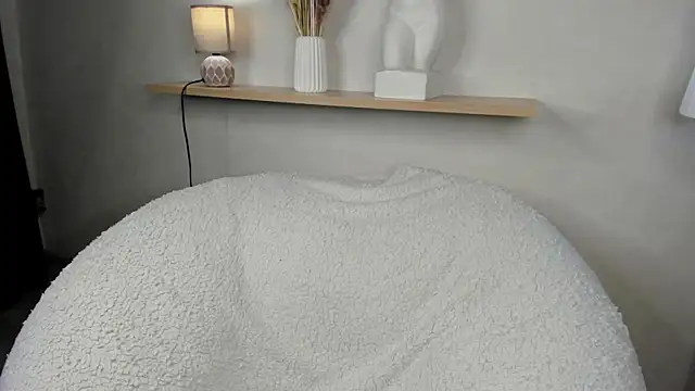 Juicy Mollyy online show from 07/13/26, 01:30