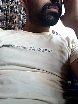 Snapshot of cuteboyaadi chatting on 06/14/26, 02:57 cuteboyaadi online show from 06/14/26, 02:57