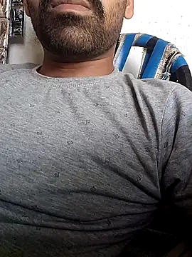 Snapshot of cuteboyaadi chatting on 06/15/26, 04:15 cuteboyaadi online show from 06/15/26, 04:15