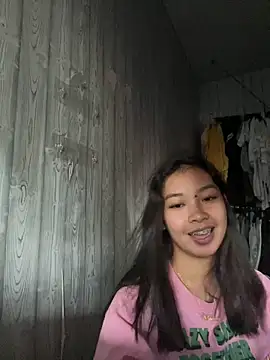 Snapshot of sandarabae chatting on 06/16/26, 09:45 sandarabae online show from 06/16/26, 09:45