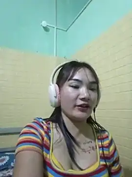 Voiva11 online show from 07/17/26, 02:51