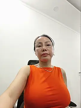 Snapshot of Fanritar chatting on 07/06/26, 01:30 Fanritar online show from 07/06/26, 01:30