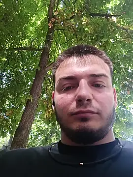 Snapshot of Zevs777s chatting on 06/27/26, 12:22 Zevs777s online show from 06/27/26, 12:22