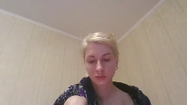 AmberandBlond online show from 06/19/26, 04:00