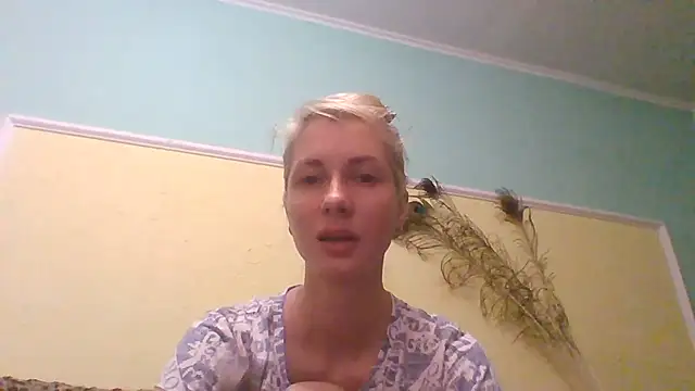 AmberandBlond online show from 06/25/26, 11:15